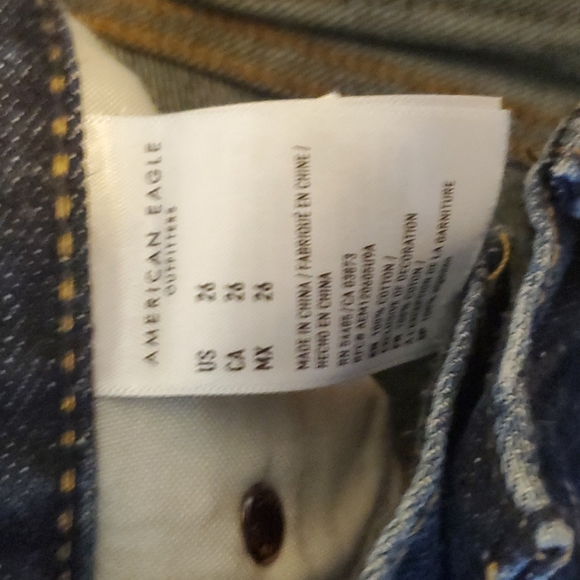 2 Pair of Mens American Eagle Jean Shorts - Picture 4 of 8